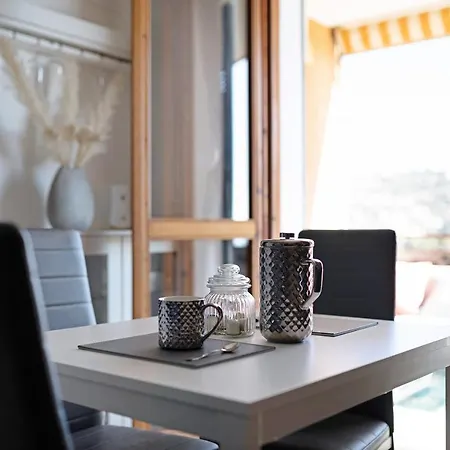 شقة Seaview إمبيريا